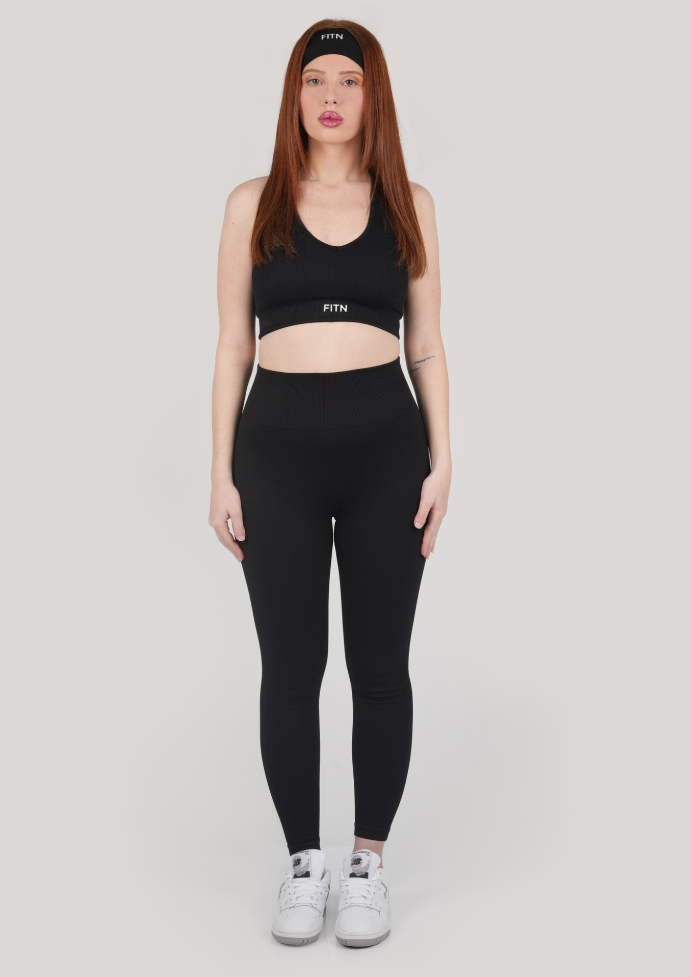 Black ribbed leggings